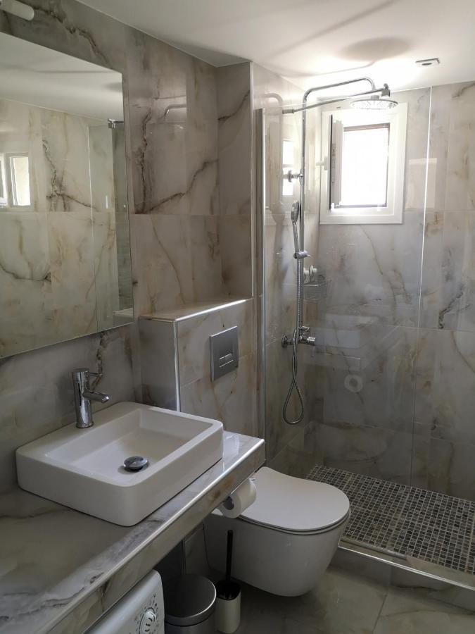 Olive 202 Apartment Peraía Екстериор снимка