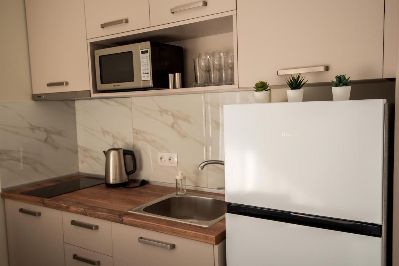 Olive 202 Apartment Peraía Екстериор снимка